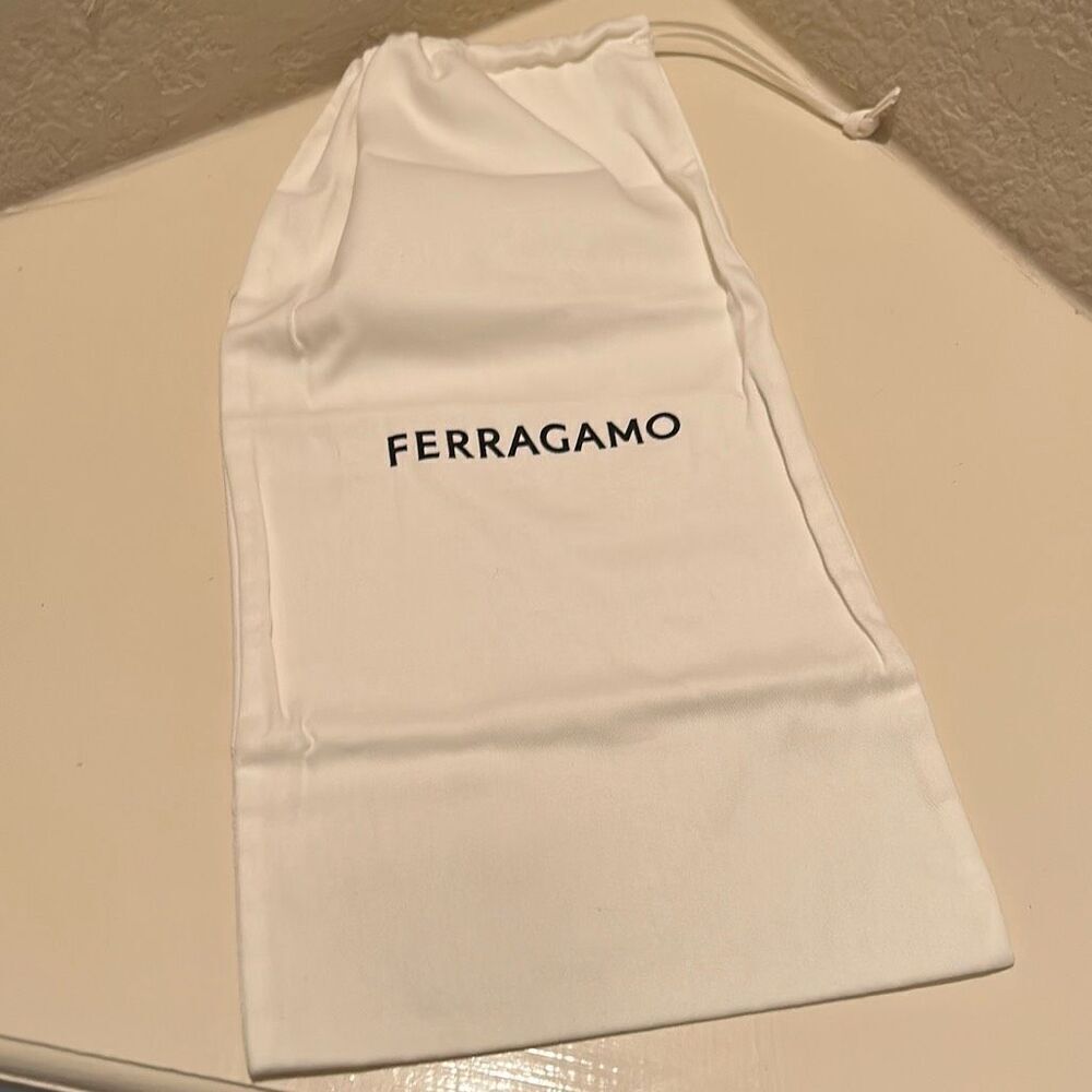 Ferragamo Rectangle Dust Cover Beige Drawstring Top Travel Storage Bag New